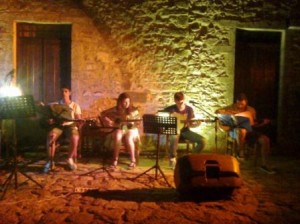 Οι ”νέοι παίζουν μουσική” στο Κάστρο Μονεμβασίας