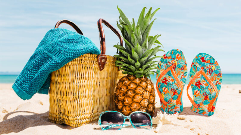 Travel the beach with awesome foods