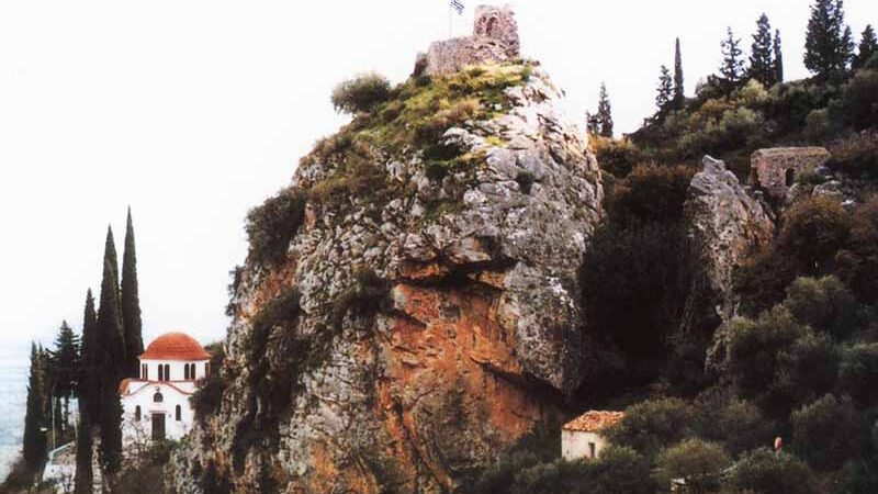 Η Αγία Ελένη του Παλιόπυργου: Ιστορία, Παράδοση και Μνήμη